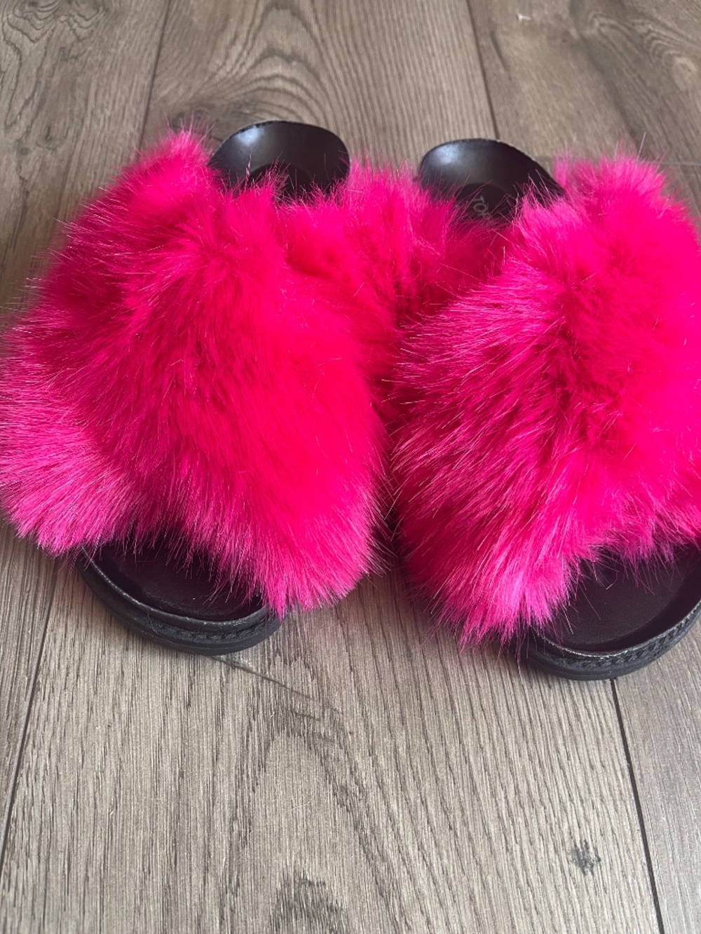 Top shop Hot Pink Furry Slides - Picture 5 of 6